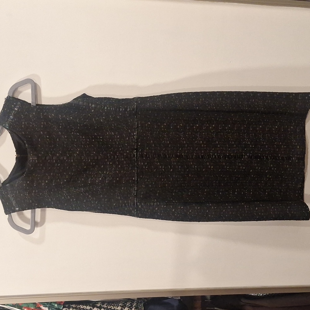 Taylor Boucle LBD 4